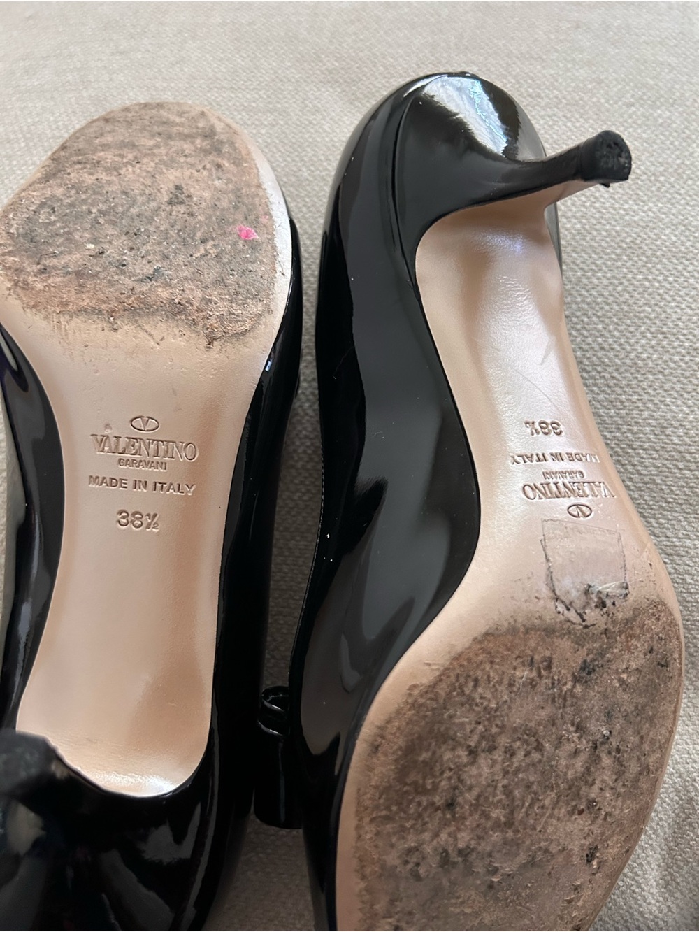 Valentino Black Patent Leather Bow Peep-Toe Pumps with Statement Bow - Picture 2 of 5